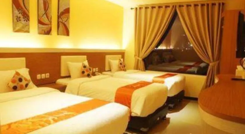 Bed in Tab Hotel Surabaya