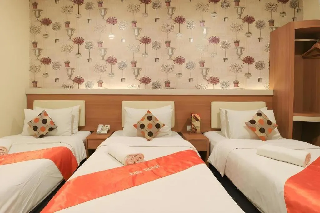 Bed in Tab Hotel Surabaya