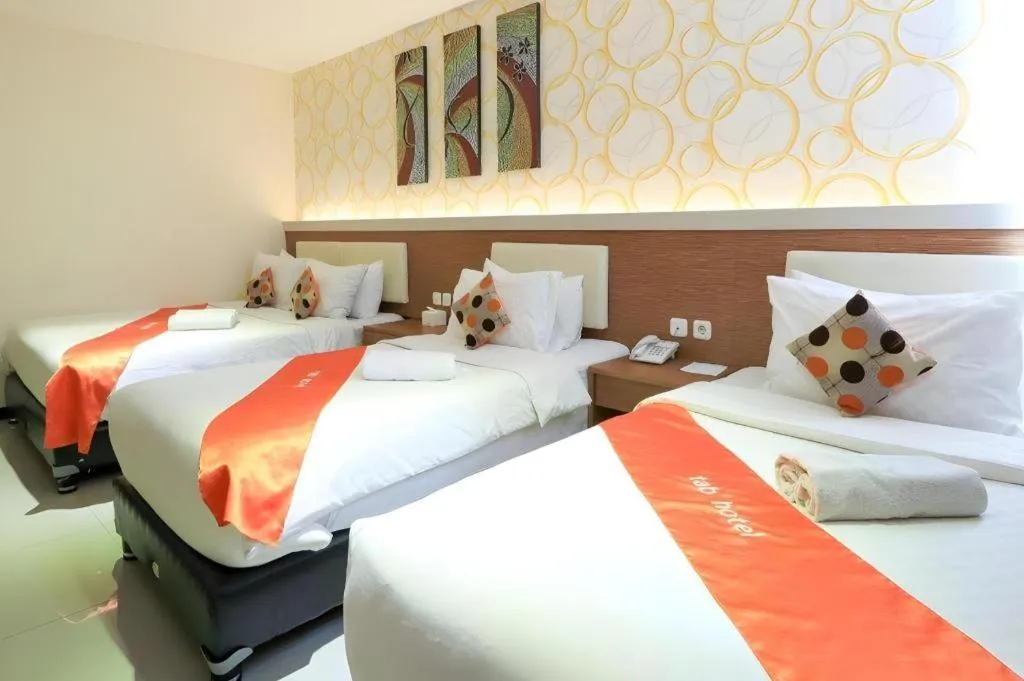 Bed in Tab Hotel Surabaya