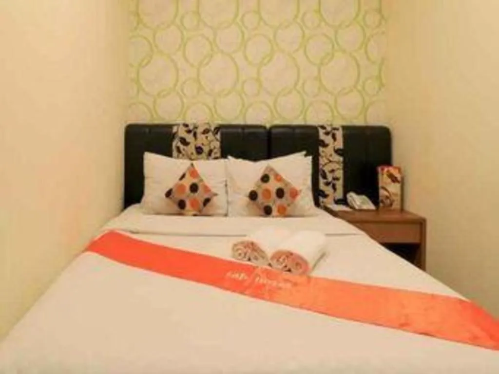 Bed in Tab Hotel Surabaya