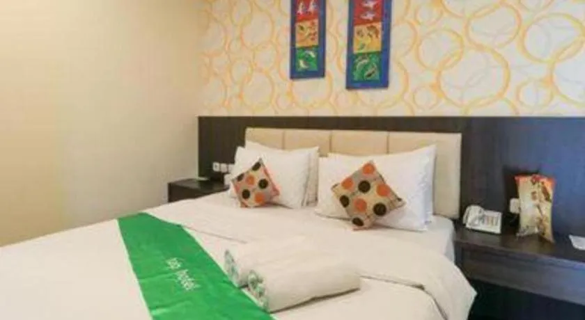 Bed in Tab Hotel Surabaya
