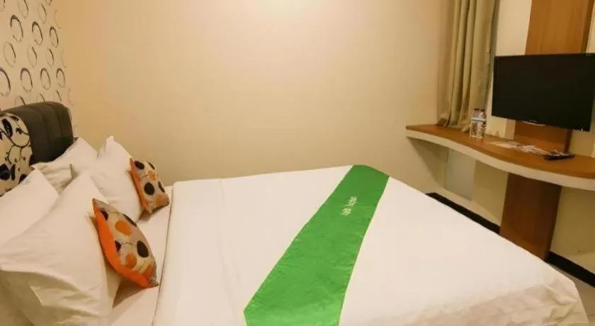 Bed in Tab Hotel Surabaya