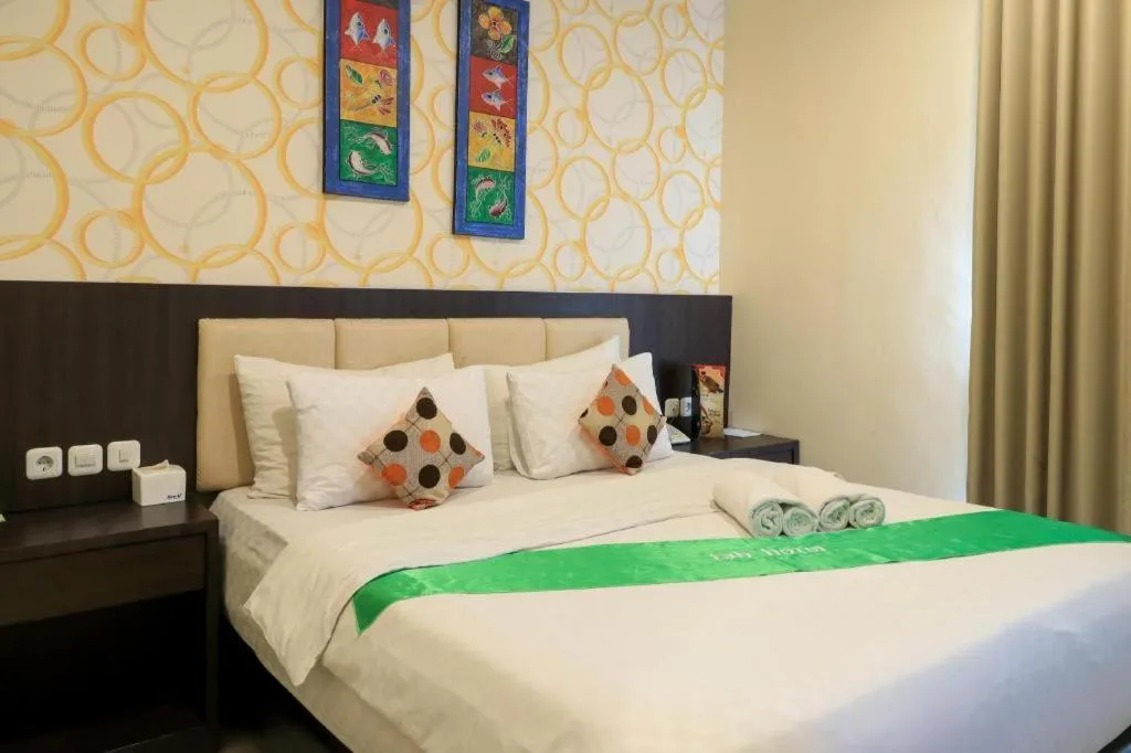 Bed in Tab Hotel Surabaya
