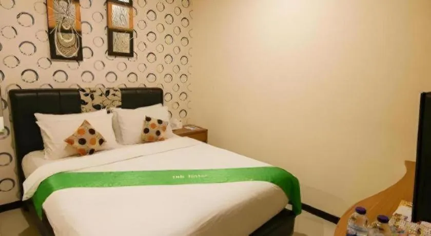 Bed in Tab Hotel Surabaya