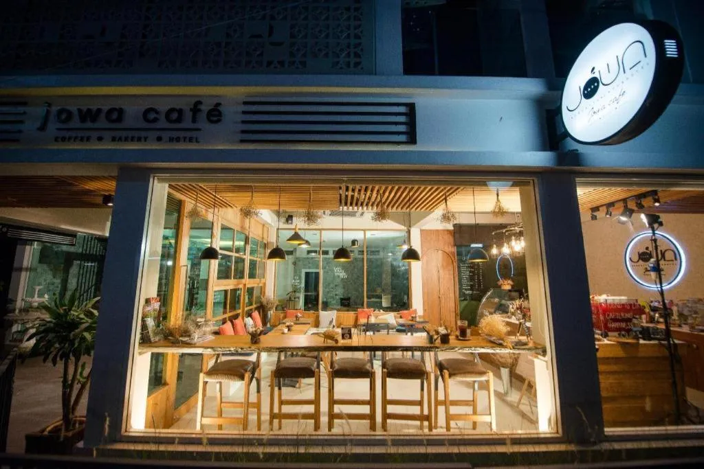 Jowa Hotel