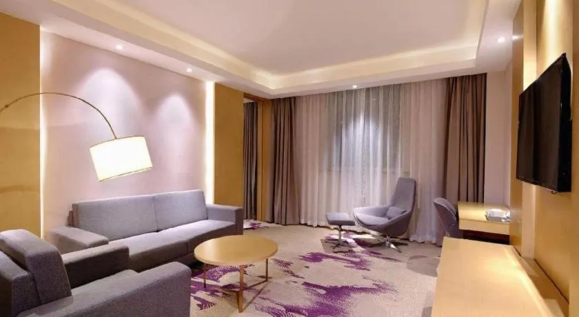 Lavande Hotel Yangzhou Railway Station Jiangwang RT-Mart