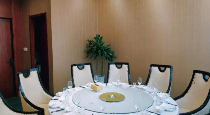 Lavande Hotel Yangzhou Railway Station Jiangwang RT-Mart