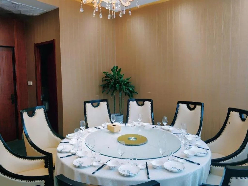 Lavande Hotel Yangzhou Railway Station Jiangwang RT-Mart