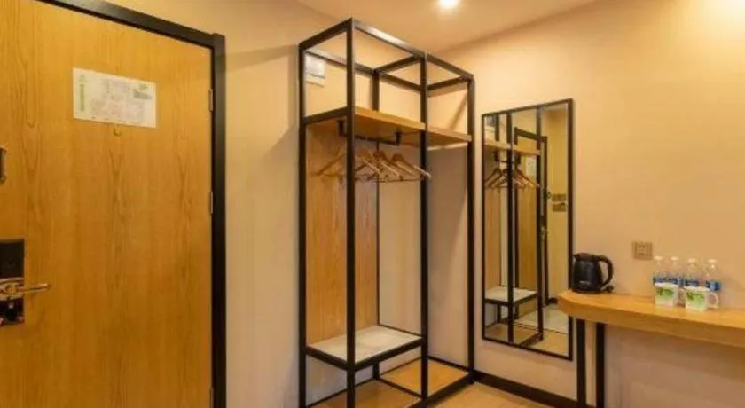 Bed in GreenTree Inn Huangshi Huahu Development Zone Daquan Road