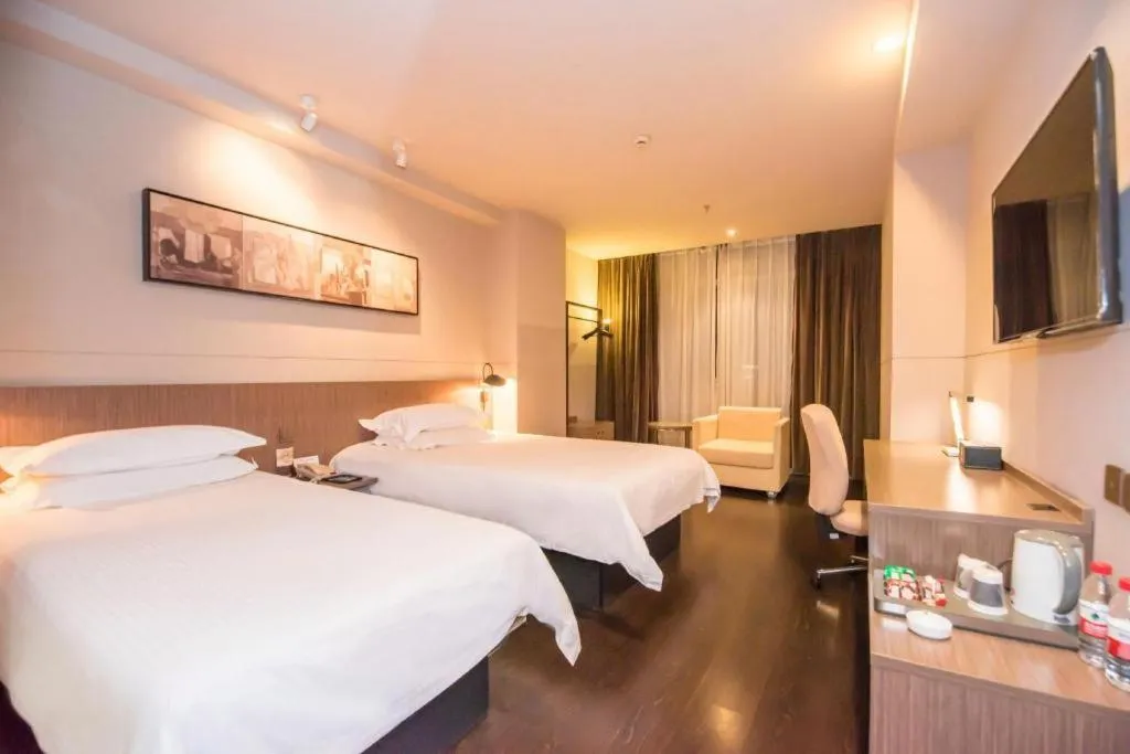 Bed in Jinjiang Inn Select Foshan Nanhai Guicheng Metro Station