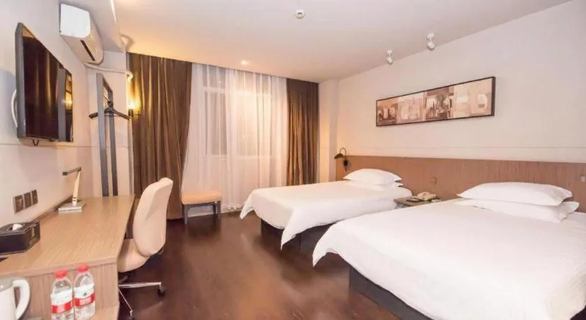 Bed in Jinjiang Inn Select Foshan Nanhai Guicheng Metro Station