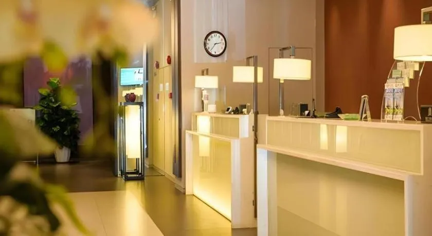 Jinjiang Inn Select Foshan Nanhai Guicheng Metro Station