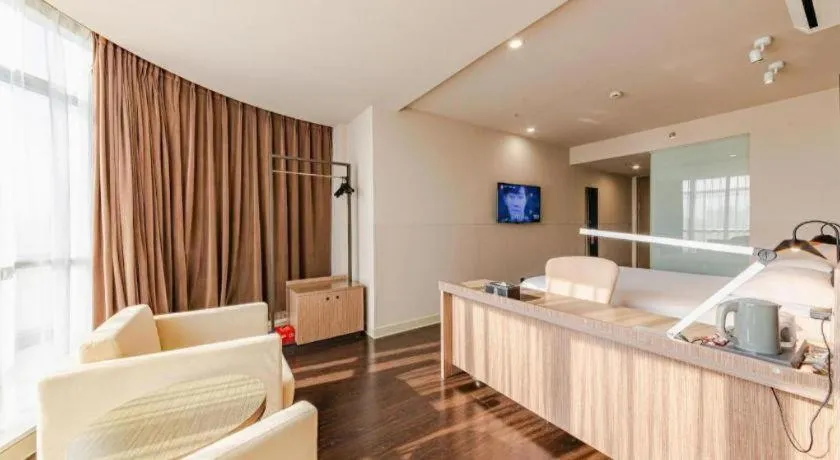 Jinjiang Inn Select Foshan Nanhai Guicheng Metro Station