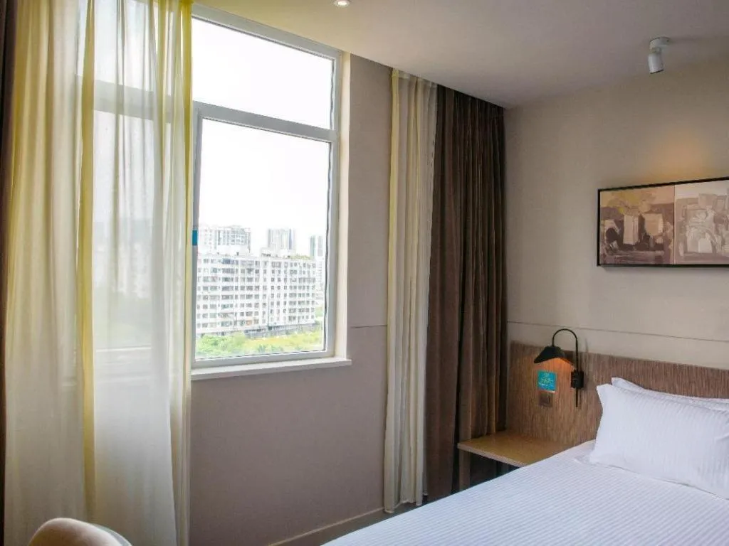 Bed in Jinjiang Inn Select Foshan Nanhai Guicheng Metro Station