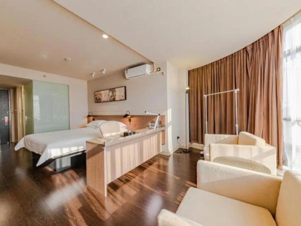 Bed in Jinjiang Inn Select Foshan Nanhai Guicheng Metro Station