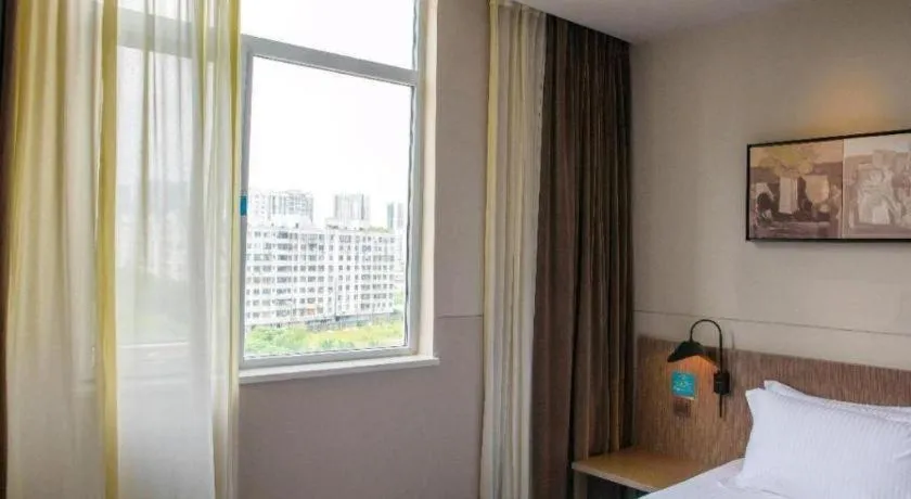 Bed in Jinjiang Inn Select Foshan Nanhai Guicheng Metro Station