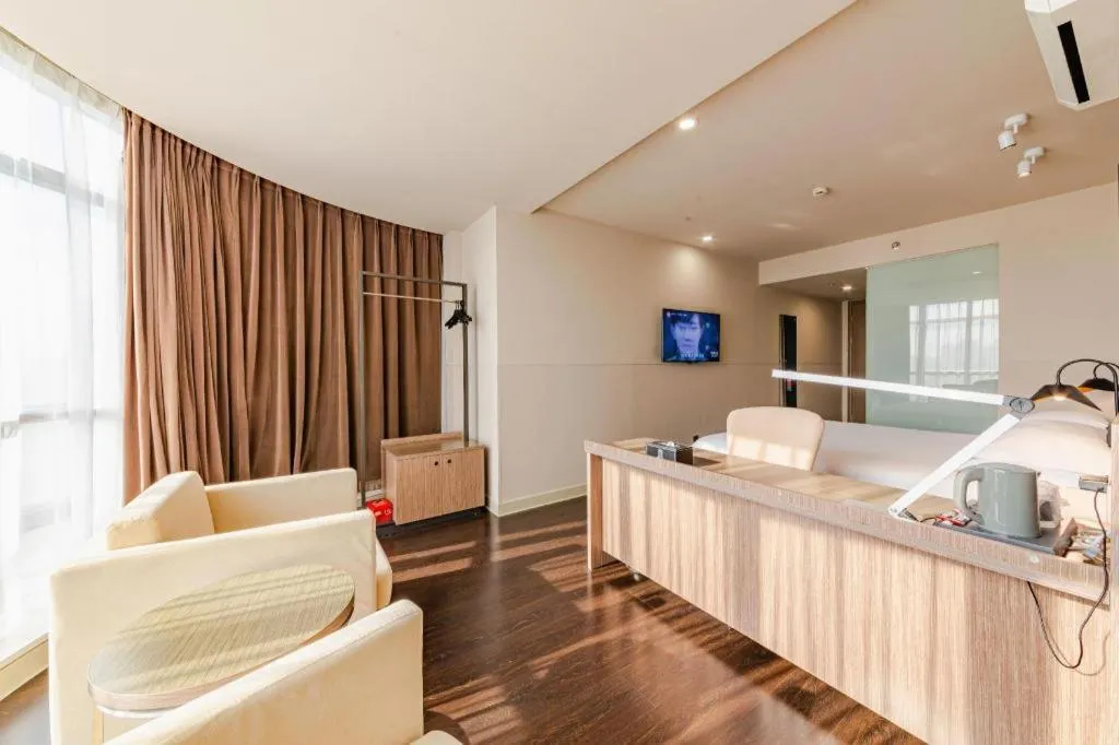 Jinjiang Inn Select Foshan Nanhai Guicheng Metro Station