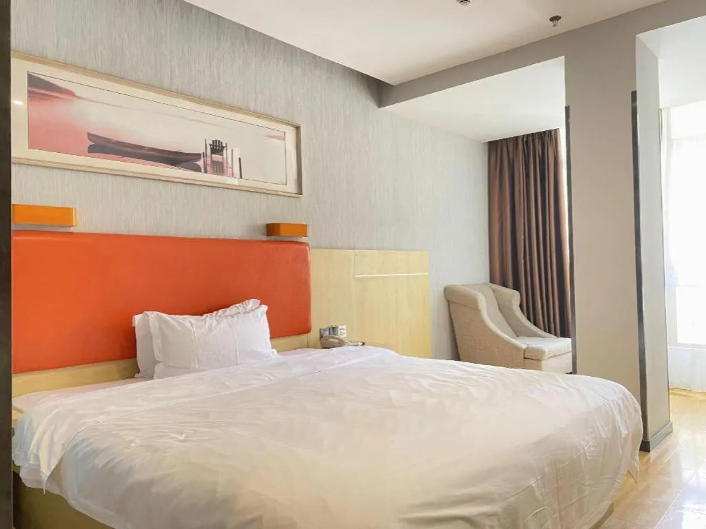 Bed in 7 Days Premium Fuzhou Dongxiang High-Speed Railway Station Dongxin Market