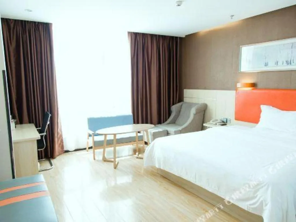 Bed in 7 Days Premium Fuzhou Dongxiang High-Speed Railway Station Dongxin Market