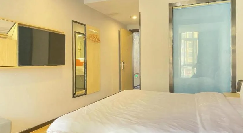 Bed in 7 Days Premium Fuzhou Dongxiang High-Speed Railway Station Dongxin Market