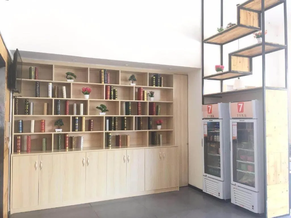 7 Days Premium Fuzhou Dongxiang High-Speed Railway Station Dongxin Market