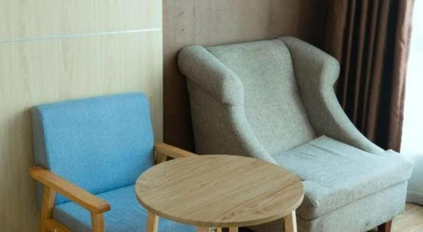 7 Days Premium Fuzhou Dongxiang High-Speed Railway Station Dongxin Market