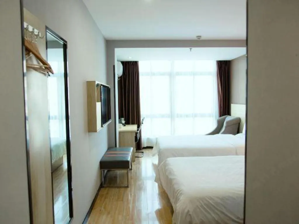 Bed in 7 Days Premium Fuzhou Dongxiang High-Speed Railway Station Dongxin Market