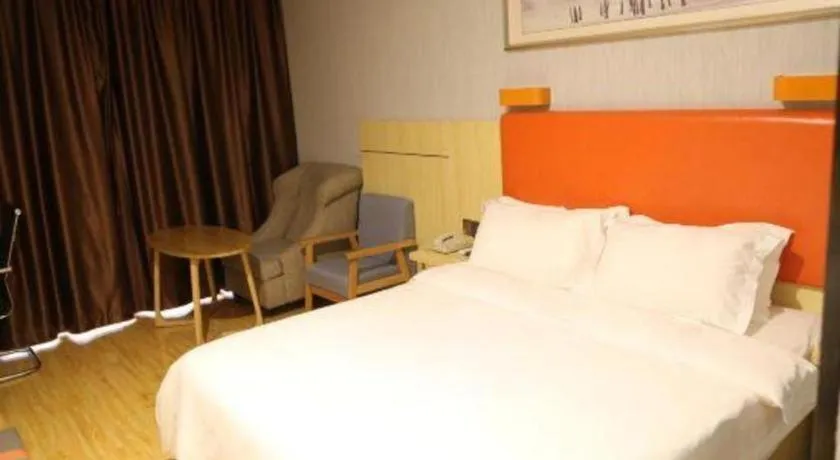 Bed in 7 Days Premium Fuzhou Dongxiang High-Speed Railway Station Dongxin Market