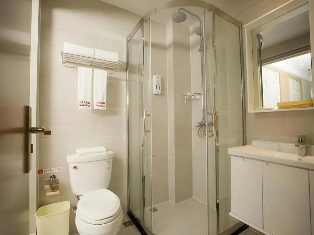 Shell Changzhou Yangrong City Hotel