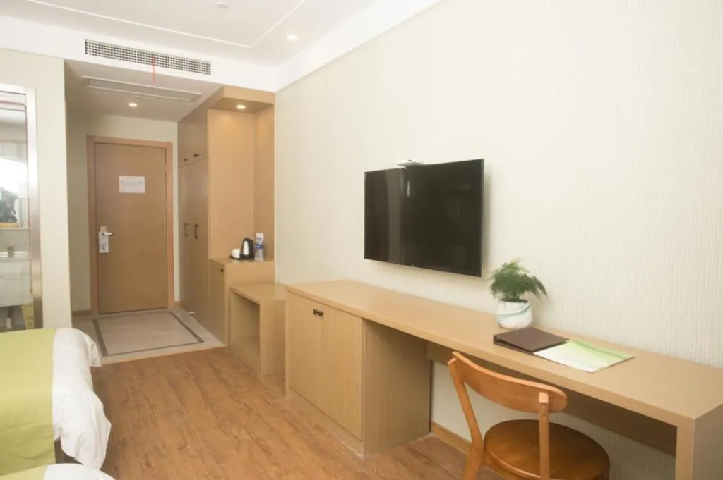 Shell Changzhou Yangrong City Hotel