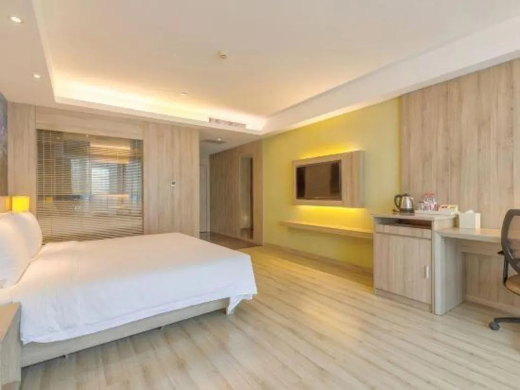 Bed in Atour Hotel Xi'an High Tech Dazhai Road