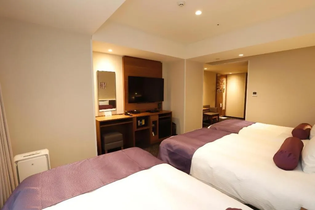 Bed in KEIKYU EX INN Haneda Innovation City 2 minutes walk from HICity Exit of Tenkubashi Station