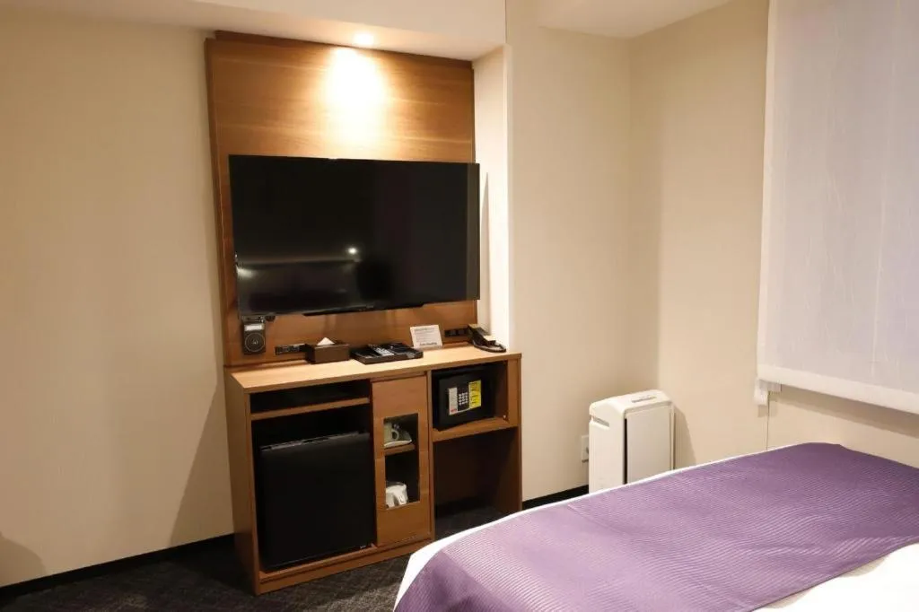 Bed in KEIKYU EX INN Haneda Innovation City 2 minutes walk from HICity Exit of Tenkubashi Station