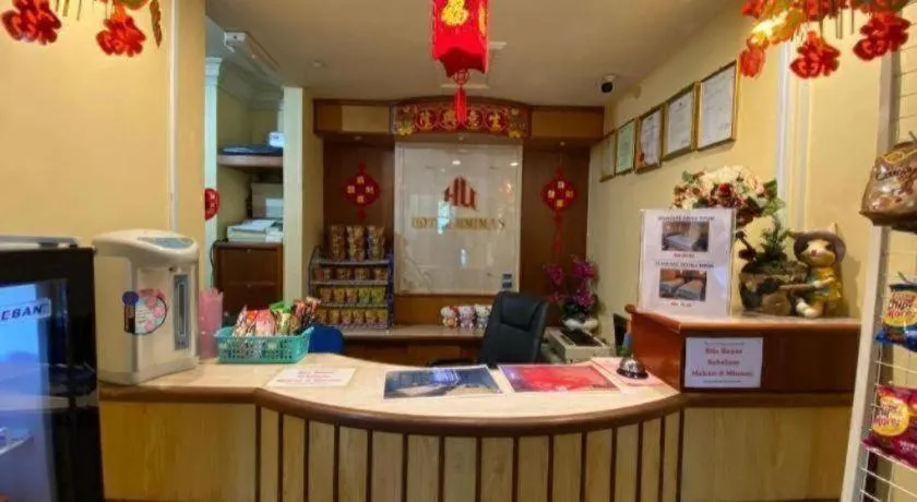 OYO 89958 Hotel Umimas