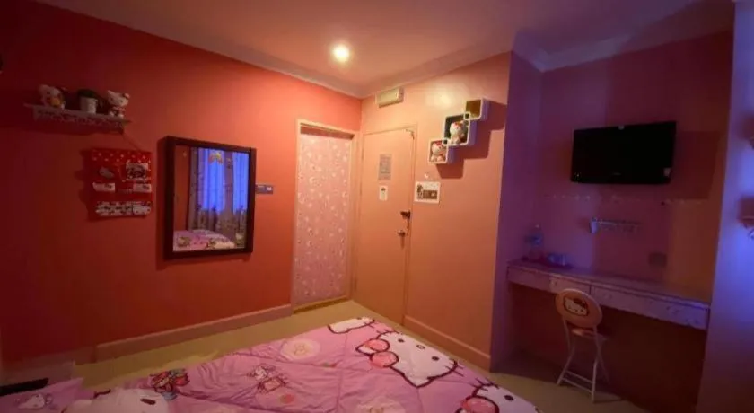 Bed in OYO 89958 Hotel Umimas