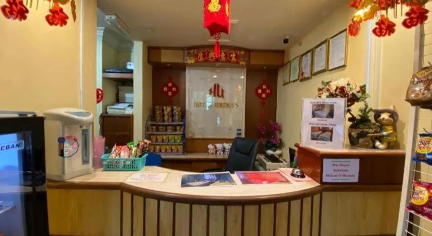 OYO 89958 Hotel Umimas