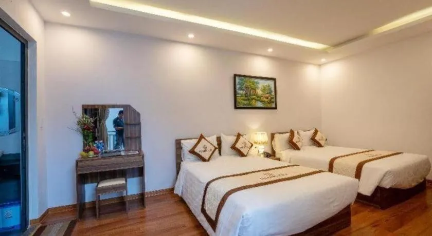 Bed in Hoi An Paradise Villa