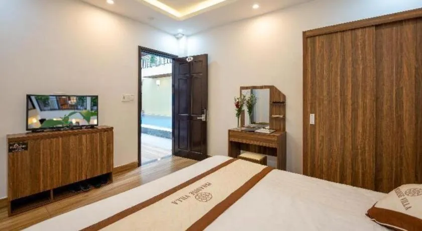 Bed in Hoi An Paradise Villa