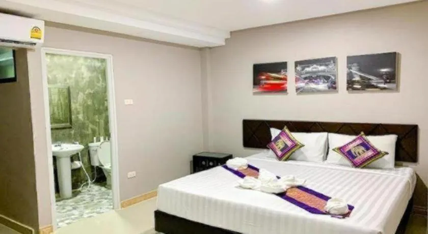 Bed in Delighted Bangkok Hotel