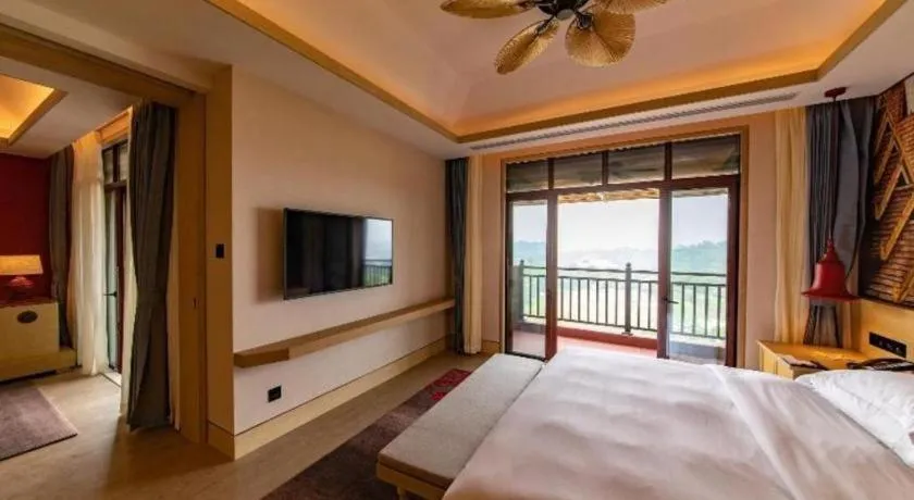 Bed in Angsana Xishuangbanna