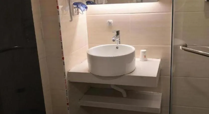 7 Days Premium Hotel Ji'an Taihe Gongnongbing Avenue