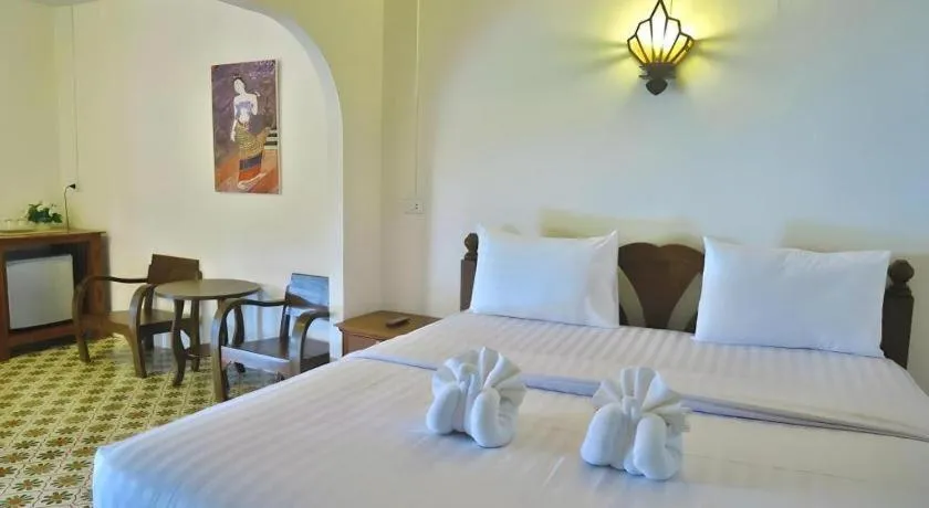 Bed in Nan Lanna Hotel