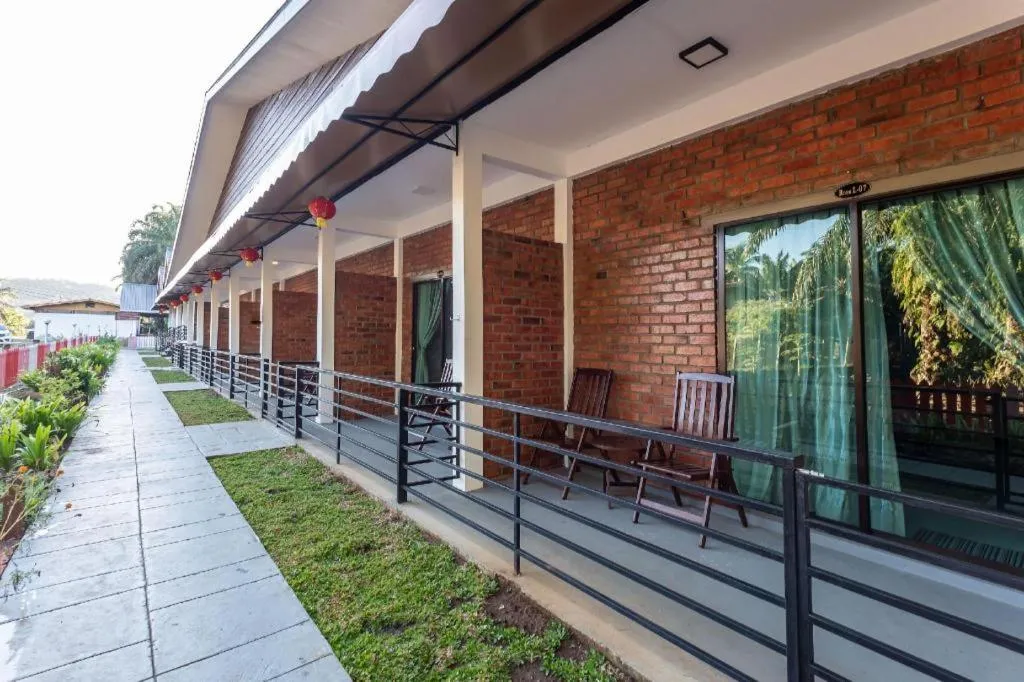 OYO 90149 Pua Family Semporna