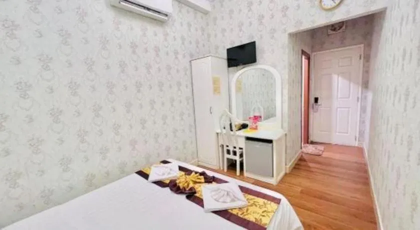 Bed in Truc Huyen Hotel