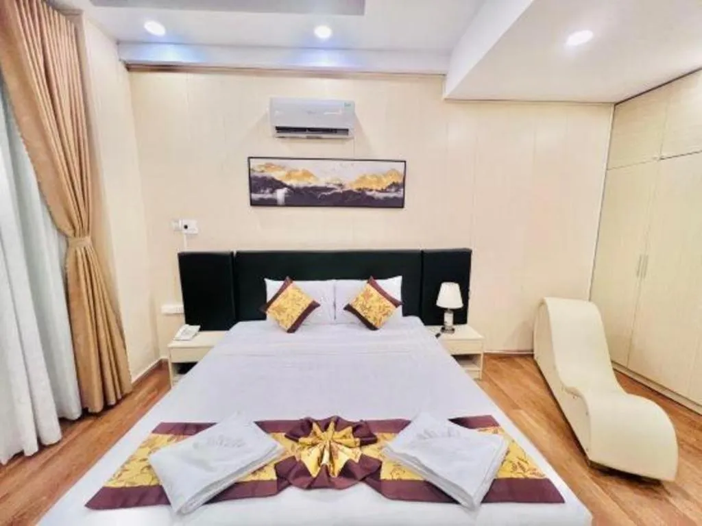 Bed in Truc Huyen Hotel