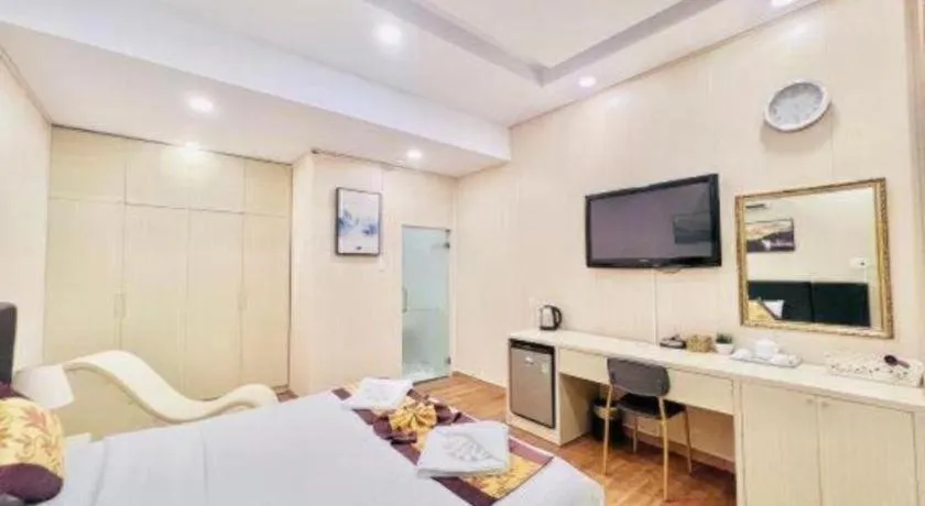 Truc Huyen Hotel