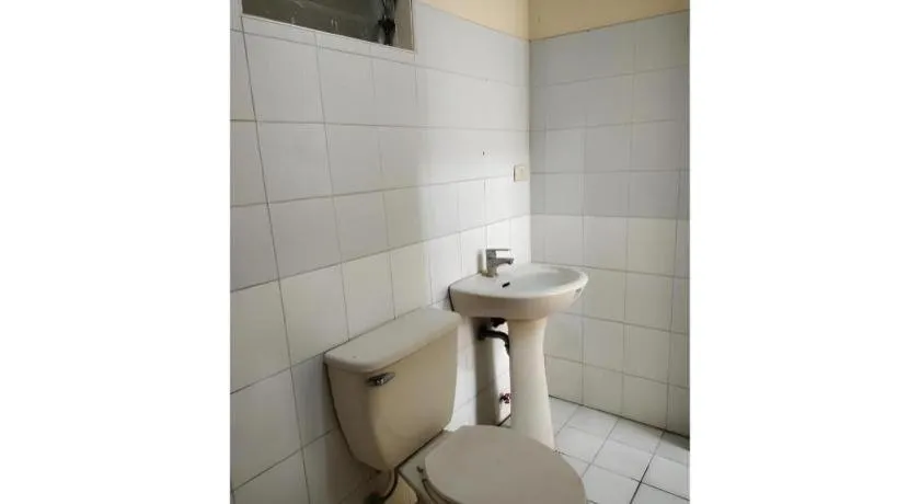 OYO 800 DDD Habitat Dormtel Bacolod