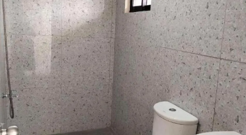 OYO 800 DDD Habitat Dormtel Bacolod