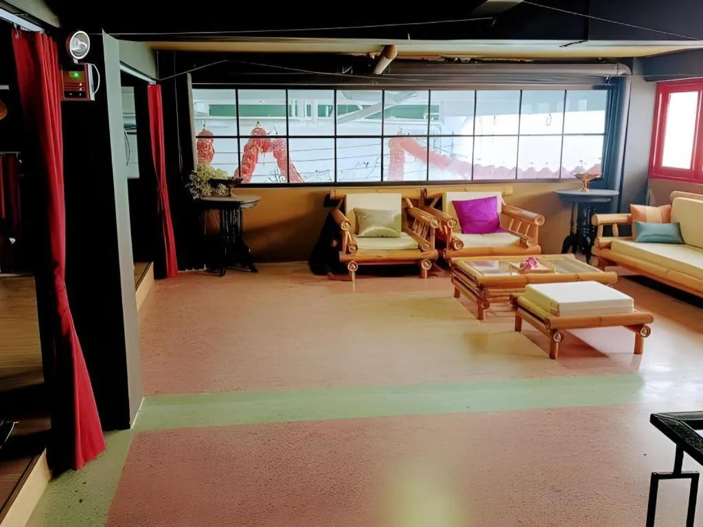 2499 Heritage Chinatown Bangkok Hotel By RoomQuest