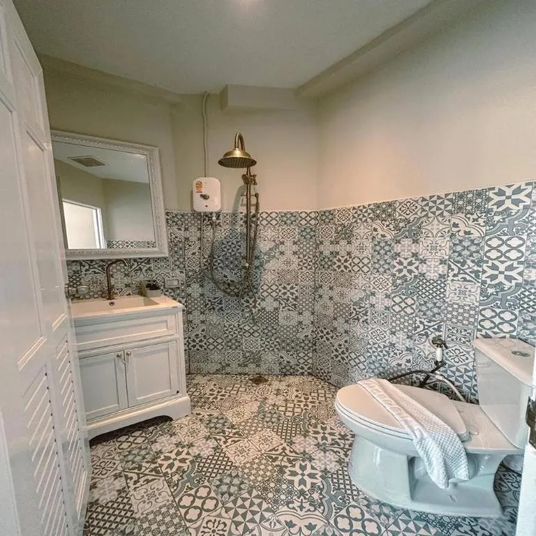 2499 Heritage Chinatown Bangkok Hotel By RoomQuest